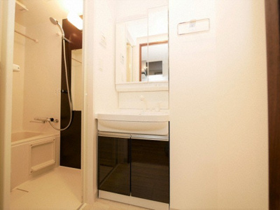 【洗面所】 | サムティ都島North | 忙しい朝には欠かせない洗面所です