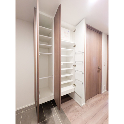 【収納】 | コンフォリア・リヴ八坂富士見