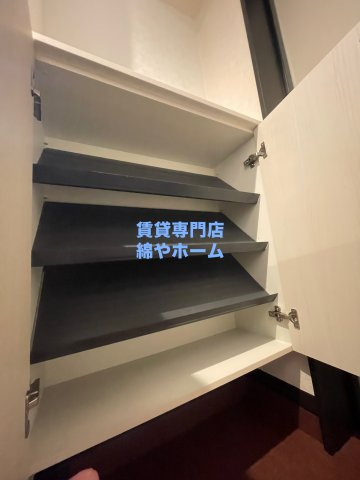 フォーリアライズ難波南ファーロの収納|便利な収納スペースです