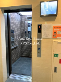 【その他共用部分】 | エレベーターは防犯カメラが付いているので、安心です♪