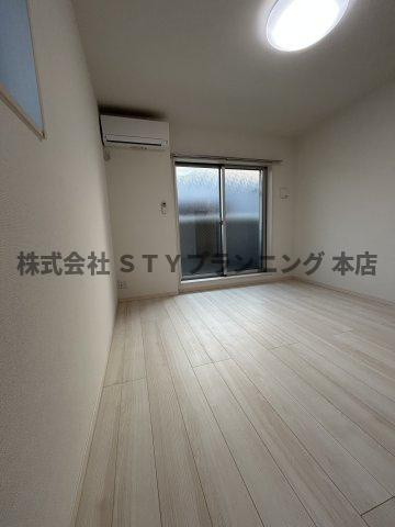 仲介手数料０円！フルール　新瑞橋の居間・リビング