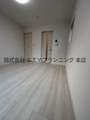 仲介手数料０円！フルール　新瑞橋の居間・リビング