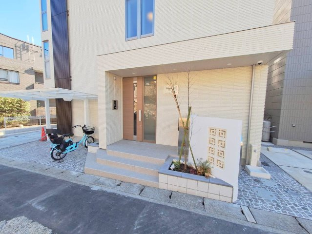 ＣＡＳＡ　ＹＵＫＩＮＯＳＨＩＴＡのエントランス