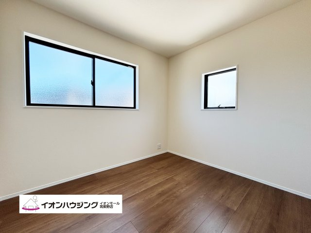 住宅ローンご相談ください。イオン銀行でお借入れると完済までずーっとイオンでお買い物すると５％オフ！詳しくは担当者まで！