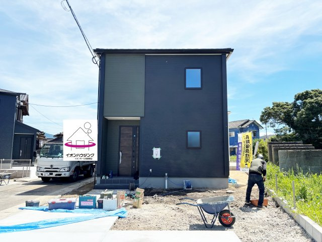 ☆大好評！新築戸建　大還元祭開催中☆
お得なお住まい探しはイオンハウジング イオンモール筑紫野店にお任せ！
ご連絡頂けますと当日のご案内もさせていただきます♪
