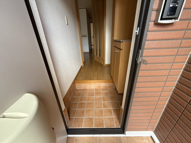 カーサ　プラシードⅡ番館の玄関