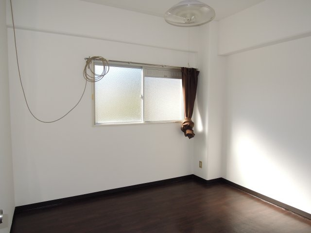 マンション木乃新の洋室