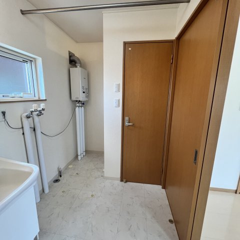 ハイツからんⅤの洗面所