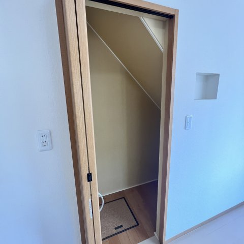 ハイツからんⅤの収納