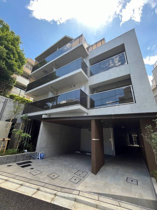 ルミーク文京千石の外観