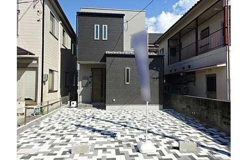 南区堀越３丁目の外観|ウッドデッキではＢＢＱも楽しめます♪