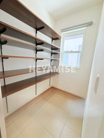 つつじが丘1丁目戸建の収納