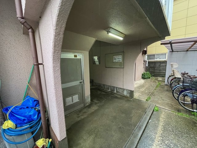 【エントランス】 | 稲地ハイツ
