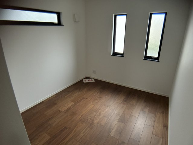 南区旭２丁目の洋室