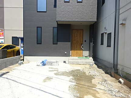 南区旭２丁目の外観