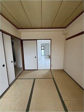 エスポワール緑地の和室