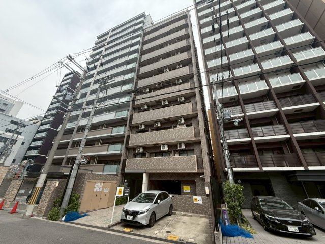 レジデア西本町の外観