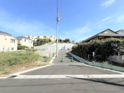 【外観】 | 【仲介手数料１９０万円が無料！！】 ■高台の南傾斜地につき陽当り良好■お好きなハウスメーカーで建築可 | 【お得な諸費用サービスキャンペーン中！！】
■詳細は「物件概要」の「諸費用」欄をご確認下さい！
■東南側に道路、高台で西南側傾斜地のため、陽当り、眺望がとても良好！
■お好きなハウスメーカー建築可！