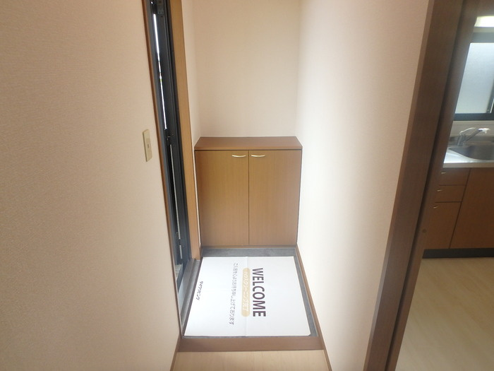 イストワールの玄関