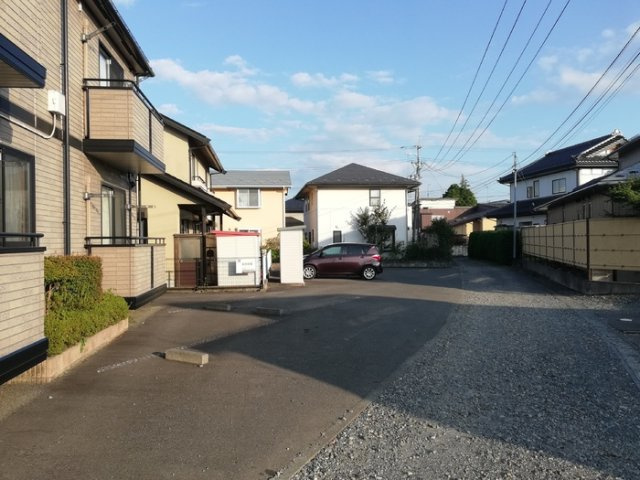 イストワールの駐車場