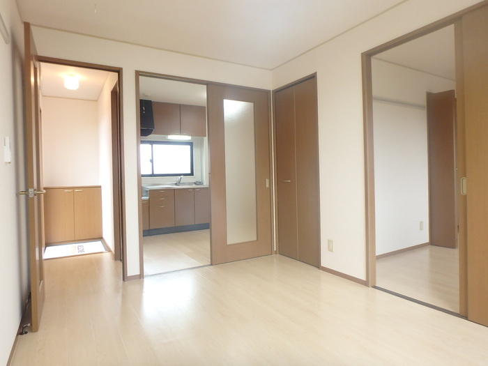 イストワールの居間・リビング