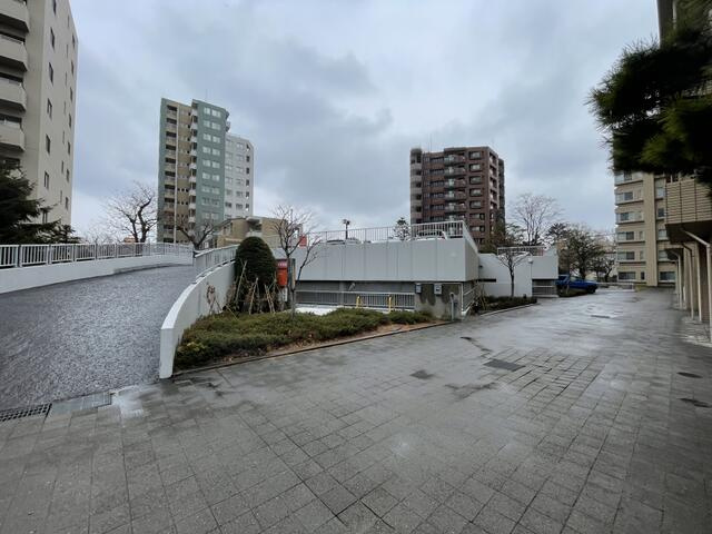 パークスクエア中島公園の駐車場