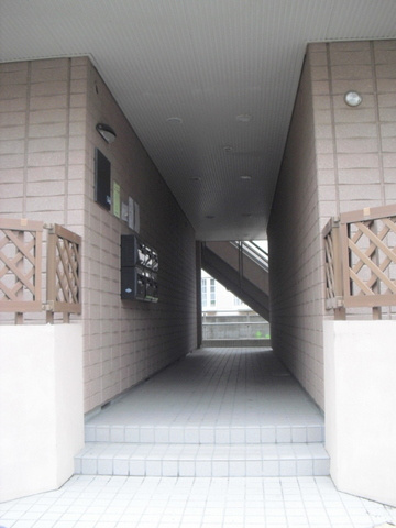 クラシーズ逗子のエントランス