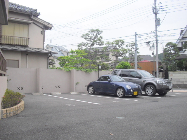 クラシーズ逗子の駐車場|敷地内駐車場