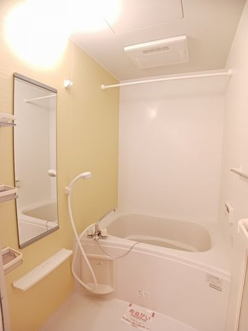 ウインティの浴室