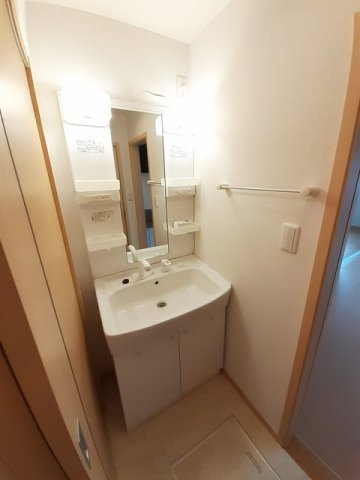 ア・レーズＴの洗面所