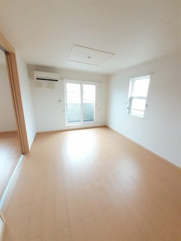 ア・レーズＴの居間・リビング