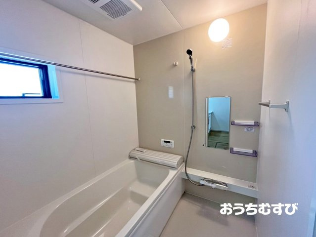 名東区大針1期(全5棟)の浴室