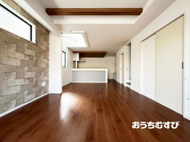 名東区大針1期(全5棟)の居間・リビング