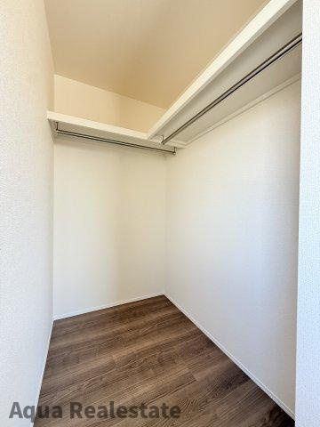 リーブルガーデン高松市中間町第四の洋室|コンパクトで使いやすい洋室です