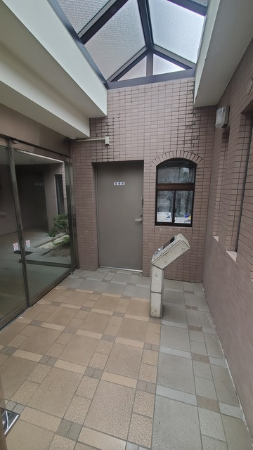 あざみ野スカイマンションのエントランス|オートロック完備のエントランス