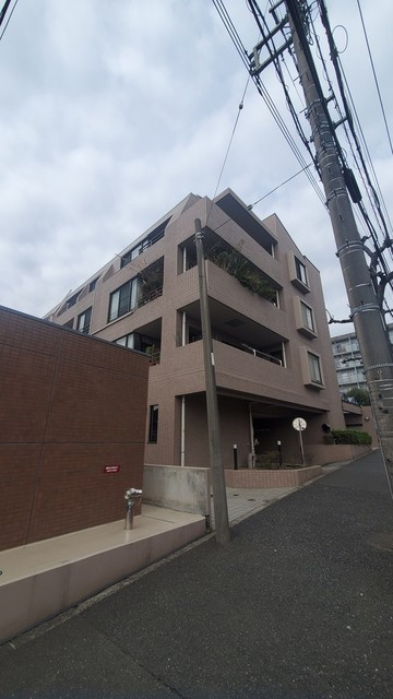 あざみ野スカイマンションの外観