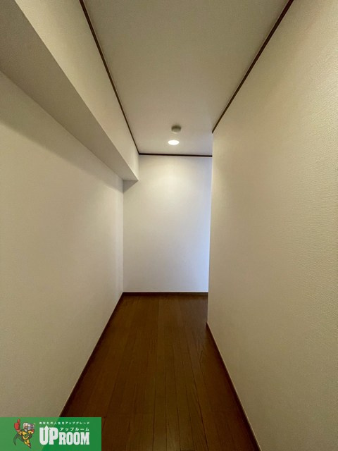 センタースクエア師勝の内装