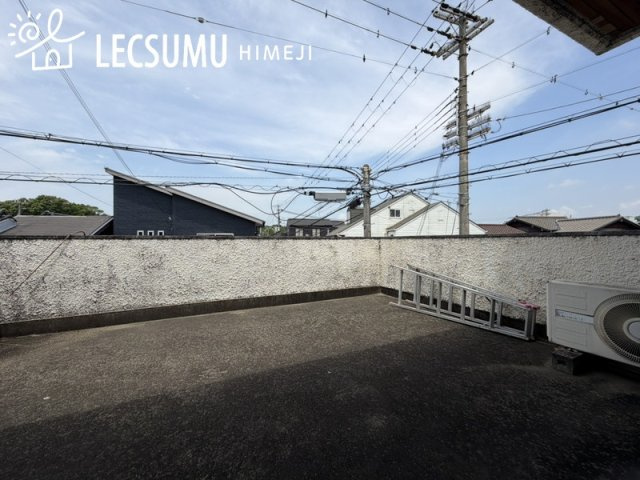 姫路市飾磨区須加／中古戸建のバルコニー