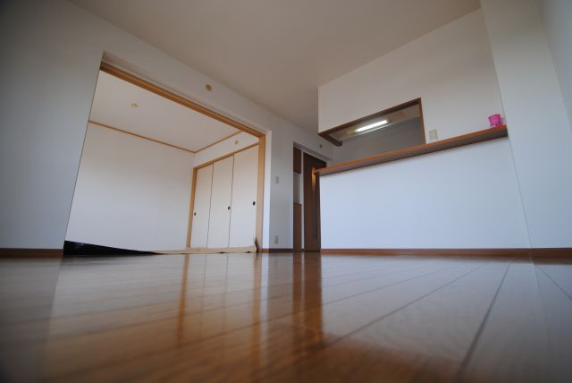 ルミエール合川の居間・リビング