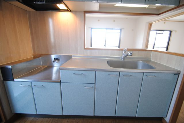 ルミエール合川のキッチン