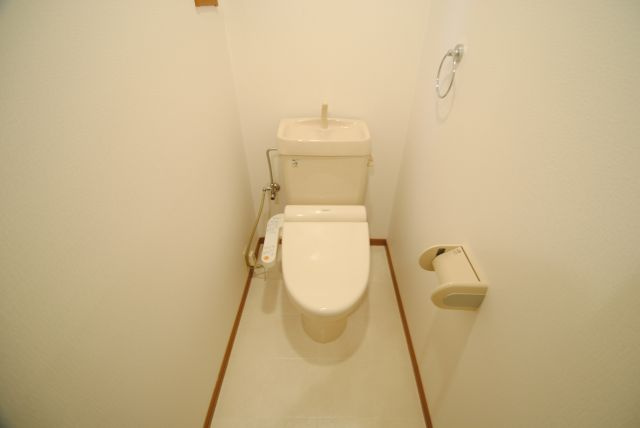 ルミエール合川のトイレ