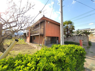 【外観】 | 南アルプス市小笠原　敷地101坪・北東角地 中古住宅 | 建物南側
