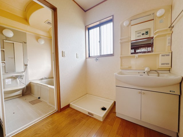 【中古戸建】高崎市神戸町の独立洗面台|■洗面室