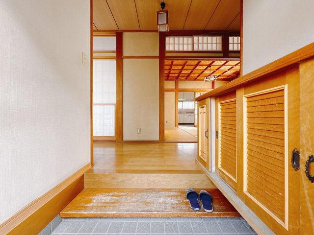 【中古戸建】高崎市神戸町の玄関|■玄関