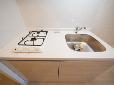 【キッチン】 | アドバンス西梅田ビオス | コンパクトなキッチンで掃除もラクラク