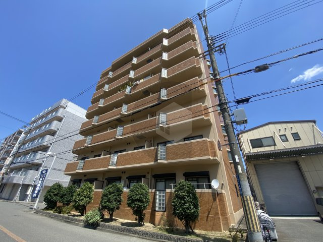 メゾンプランシェールの外観