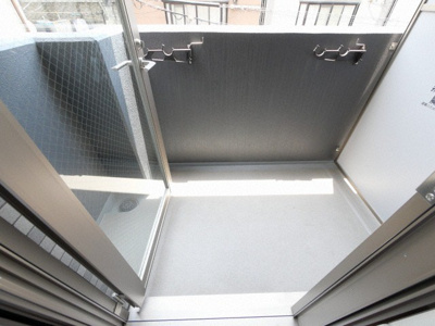 【バルコニー】 | エスリード天神橋筋六丁目 | 落ち着いた時間を過ごせるバルコニーです