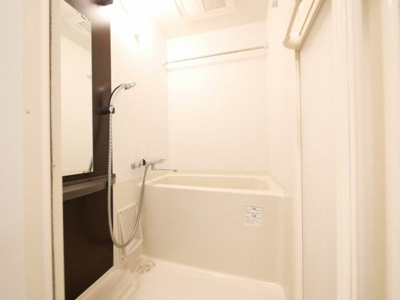 【浴室】 | エスリード天神橋筋六丁目 | コンパクトで使いやすいお風呂です