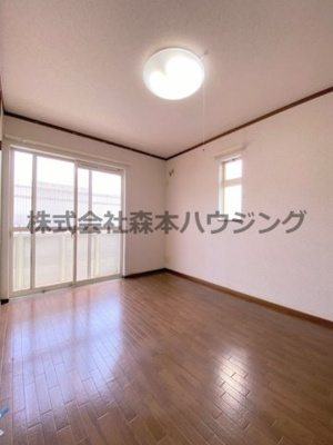 【洋室】 | 　ヴィヴァン・ノールB棟 | 落ち着いた色調の洋室です