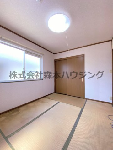 【和室】 | 　ヴィヴァン・ノールB棟 | 柔らかい畳が心地よい和室